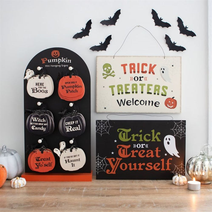 Trick or Treaters Welcome Hanging Sign - The Gift Cabin UK