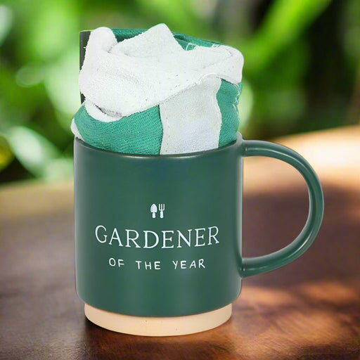 Gardener of the Year Mug and Glove Set - The Gift Cabin UK